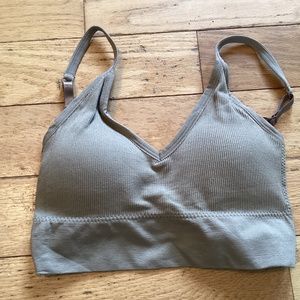 Seamless bralette NWOT, size S/M, two colours available taupe and dusky …